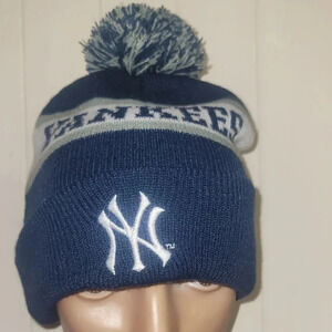 Yankees beanie hat